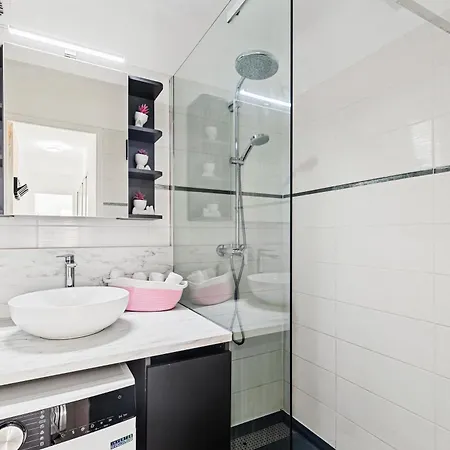 Proche Plages Et Commerces 胡安莱潘